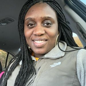 Meet your Posher, Ebony